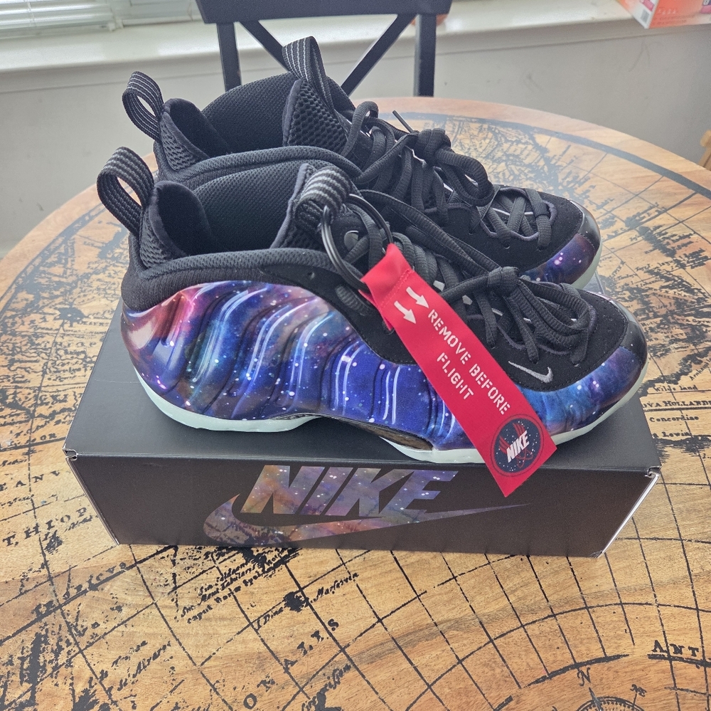 Galaxy Foamposite One QS